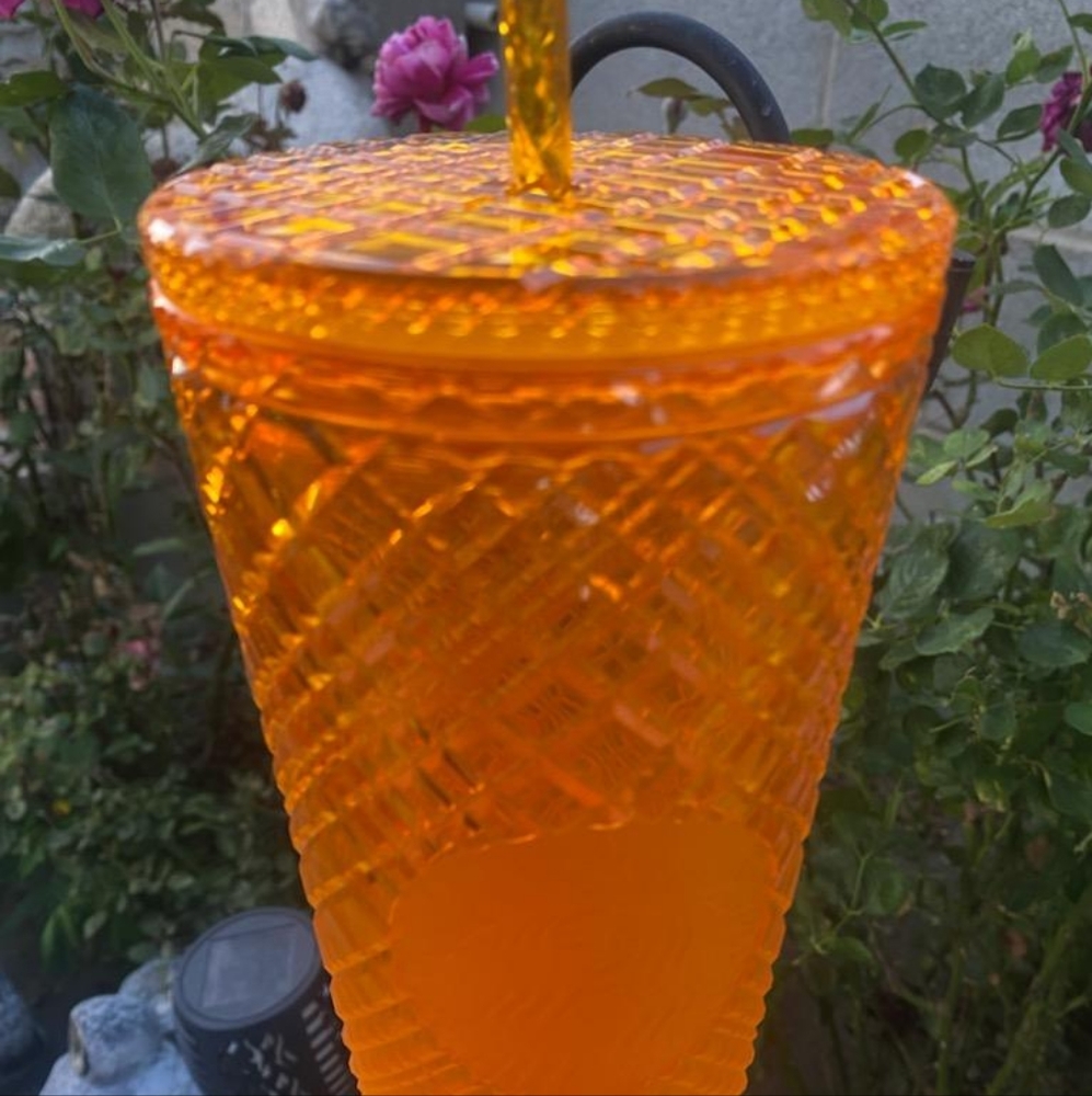 Starbucks cup sumer2022
